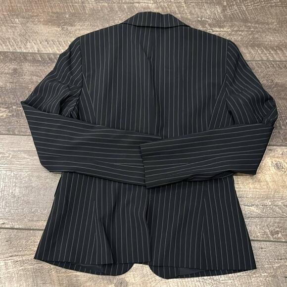 Ann Taylor Tailored Pinstripe Black White Blazer Size 6 - Picture 2 of 7